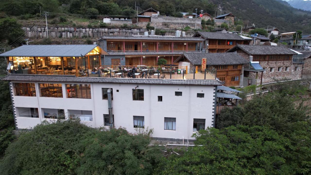 Tiger Leaping Gorge Tea Horse Gasthaus Shangri-La Buitenkant foto